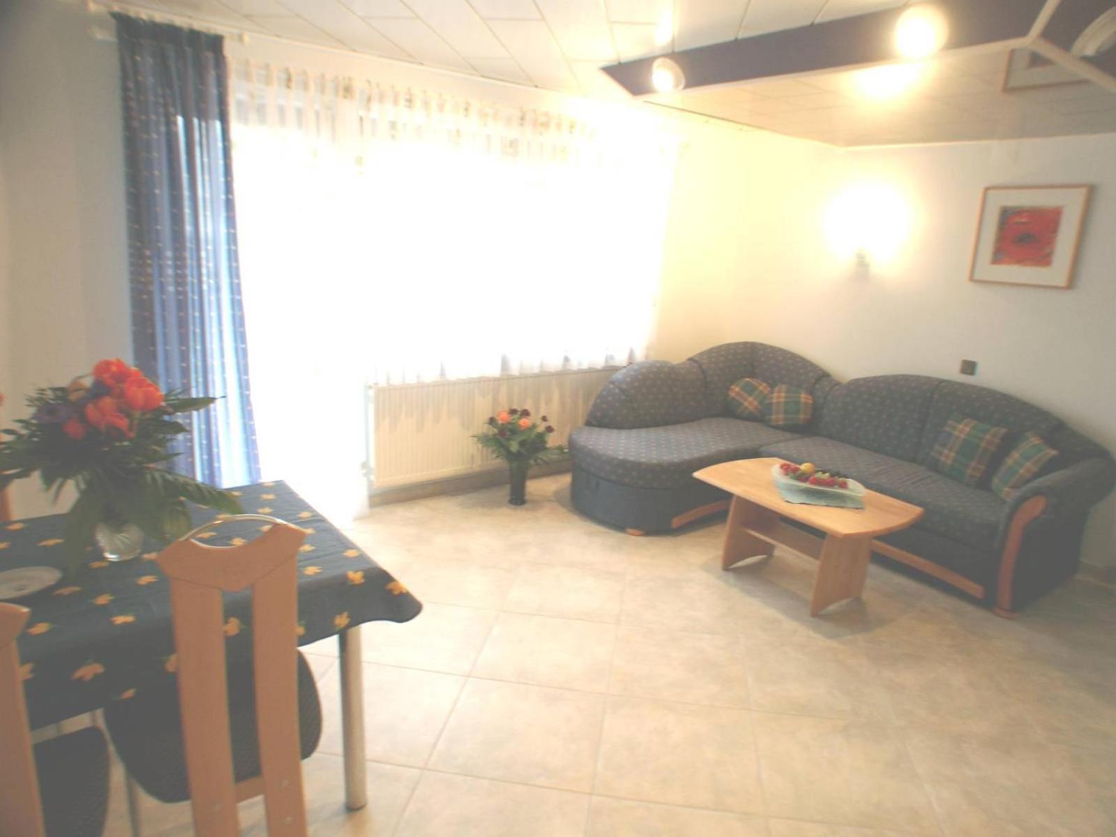 Landgasthof - Hotel Zum Stern Linden  المظهر الخارجي الصورة